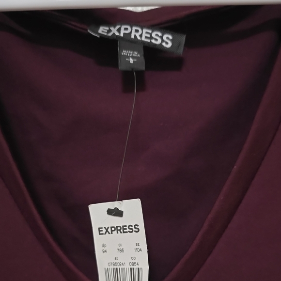 Express Red Sheath Dress with V-Neck and Bishop Sleeves - Picture 2 of 6